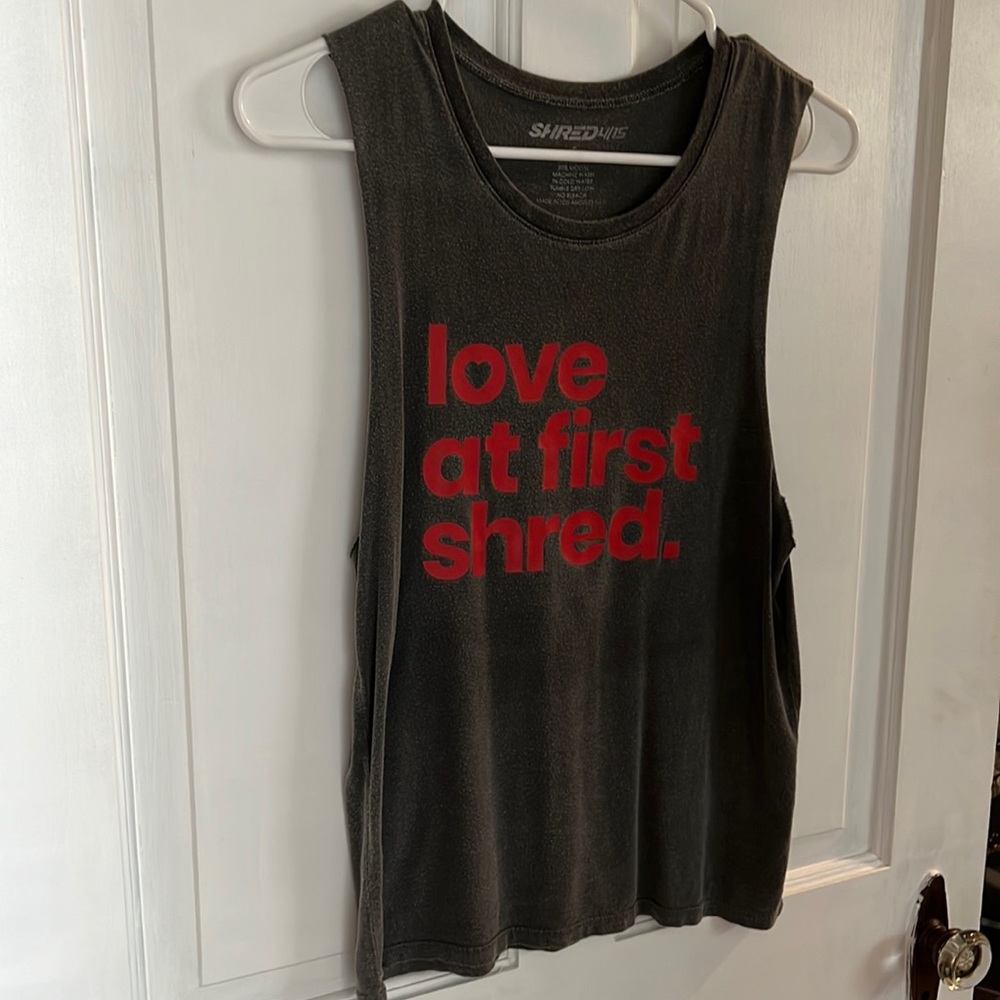 Shred 4/15 Tank
